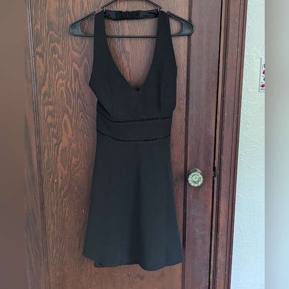 New with Tags Francesca's Trixxi Black Cut Outs Halter Skater Mini Dress Size L - Picture 1 of 9